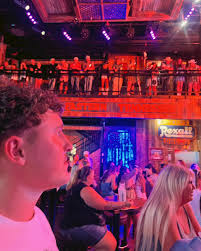 MACIE GREGORY🧡‎‏ (‏‎maciegregoryy‎‏@) در ‏‎Threads‎‏