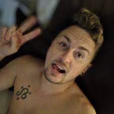 Danny Oliver (@dannydoesdisco)