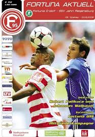 Sustantivo de género exclusivamente femenino, que lleva los artículos la o una en singular, y las o unas en plural. Alicante Ab 49 Fortuna Dusseldorf