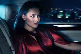 Also, ranked amongst world's most beautiful from simi valley, california, shailene woodley is one of the most beautiful girls in the world right now. Download Katherine Langford Beautiful Actress Hd Wallpaper 2519 1920x1280 Px High Resolution Wallpaper Pickywallpapers Com