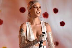 The 2021 grammy awards nominations were announced on tuesday (nov. Halsey Tickets Fur 2021 2022 Tour Information Uber Konzerte Touren Und Karten Von Halsey In 2021 2022 Wegow Deutschland