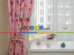 Bebek bezi ve islak havlu, alt açma. Cupcake Desenli Kiz Bebek Ve Cocuk Odasi Fon Perde Modelleri Beyaz Pembe Fon Perdeler Perde Cocuk Odasi