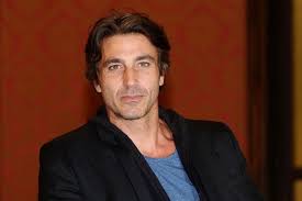 Elenco dei prodotti per marchio liotti. Who Is Cristina D Alberto Rocaspana Daniele Liotti S Partner She Is Beautiful Ruetir
