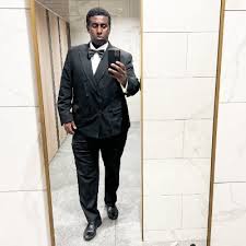 Abdi Samad (@iamabdisamad)