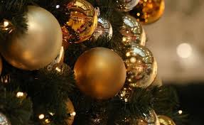 Il entre aujourd'hui dans l'arsenal déployé contre le. Fetes De Fin D Annee Un Couvre Feu Pour La Saint Sylvestre Mais Pas Le 24