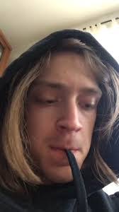 Shawn Demoss's Instagram, Twitter & Facebook