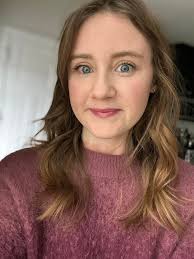 What's your favorite light weight lip gloss color?