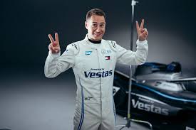 According to reports in italy, mercedes want to give the williams seat george russell is set to vacate to their formula e driver nyck de vries. Stoffel Vandoorne Nyck De Vries Will Represent Mercedes In Formula E Snaplap