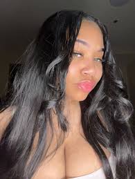 Who has a music studio to rent for a few hours?