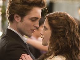 Atriz conta história engraçada em Crepúsculo e revela ser Time Edward