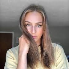 Chelsea Morin's Instagram, Twitter & Facebook