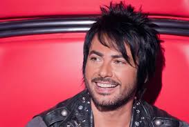 Beto Cuevas y La Ley — FMDOS