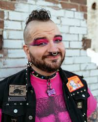 Dr. Dylan Richard (@thepunkpsychologist) • Instagram photos and videos