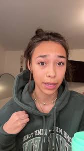 Leila Bond's Instagram, Twitter & Facebook