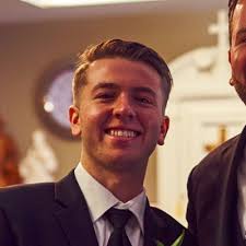 I'm happy to share that I'm starting a new position as Account Executive at  VMware Carbon Black!