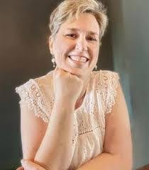 Janice Cyr's Instagram, Twitter & Facebook