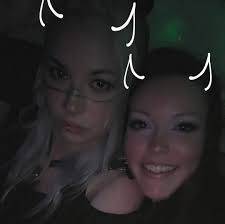 Me and my friends are some first timers and would loveeee to meet up with  some friendly faces:)))✌🏽✌🏽🍄💜