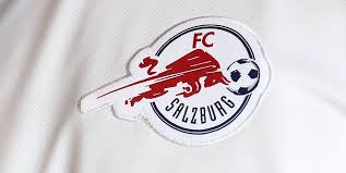 Nach dem ende des lizenzstreits mit der dfl sind die leipziger auch dazu verpflichtet, ihre gremien künftig mit mehrheitlich unabhängigen persönlichkeiten zu besetzten. Nur Noch Ein Bulle Rb Salzburg Muss Logo Andern Zu Grosse Nahe Zu Rb Leipzig Express De