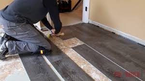 Tongue and groove, also known as click lock vinyl is one of the simplest ways to install vinyl flooring. 10 Beginner Mistakes Installing Vinyl Plank Flooring Fixthisbuildthat