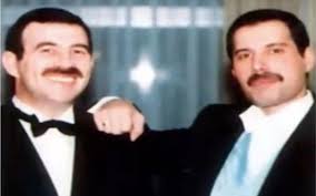 Jim and freddie met at a club in 1984 when mercury offered to buy him a drink and hutton politely. The Story Of How Freddie Mercury Met His Long Term Irish Love Jim Hutton