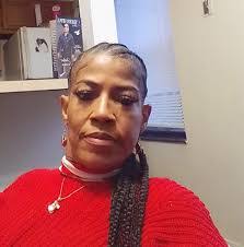 Trina Ray's Instagram, Twitter & Facebook