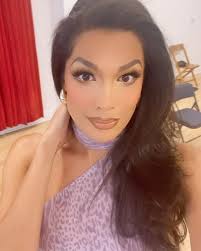 Hello, it’s me… Valentina 🌹