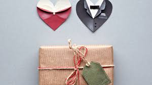 Kreative glückwunschkarte oder bilderrahmen selber machen. Hochzeitsgeschenk Basteln Einfache Und Kreative Ideen Brigitte De