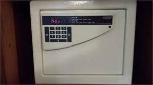 Lower cost electronic safes may not warn you that the battery is running low and the first you may know is when the safe won't open. Open The Elsafe When It Shows Ser Techyv Com
