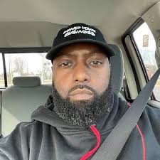 Looking for plumbers to fix a few leaks and also someone to do vinyl siding 