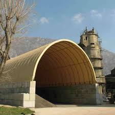 Le matériel est à l'abri, et la zone de stockage est plus fonctionnelle et plus grande, ce qui permet un développement de l'activité. Abri De Stockage Industriel Hangar Tunnel Pour L Artisant Ou Le Btp Tunnel De Stockage Mef