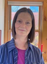 Roxanne Peterson's Instagram, Twitter & Facebook