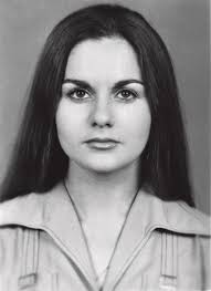 Aug 4, 2016·1 min read. Maria Da Penha Uma Mulher Que Sobreviveu Na Luta