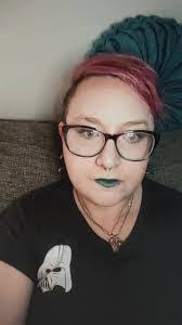 Lilian Maddox's Instagram, Twitter & Facebook