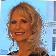 Deanna Gunter Email & Phone Number