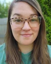 Tracy Heinz's Instagram, Twitter & Facebook