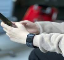 ‫سوار معصم من السيليكون RFID‬‎