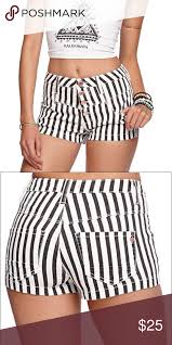 Black And White Striped Shorts Kendall Kylie Shorts High Rise Striped Shorts High Rise Black And White Striped Denim Shorts 98 Cotton And 2 Sp Striped Shorts High Shorts Kendall Kylie