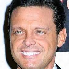 Luis miguel gallego basteri (san juan, 19 de abril de 1970), 1. Who Is Luis Miguel Dating Now Girlfriends Biography 2021