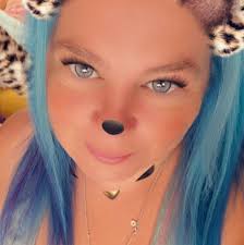 Anybody got a caravan in Torquay I'm looking rent 2 caravans from 30 June 4  or 5 days I've got 2 dogs thanks if anyone can help me cash waiting