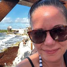 Is gratuity included in the unlimited dining package