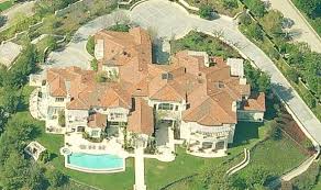 Osteen Maga Mansion At Http Thegoodlordabove Com God Schools Megachurch Pastor Joel Osteen Lakewood Church Your Best Life Now Mansions