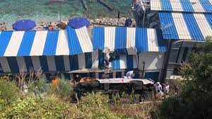 Incidente in mare nella notte al largo di capri, due feriti: Newmd R0xba5jm