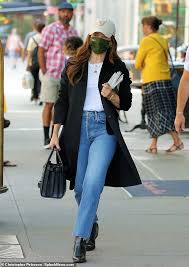 She and murray were instead granted a divorce in december 2006.31 on her divorce p.d. Newsco Sophia Bush Cuts A Stylish Figure As She Heads To An Airport With Her Boyfriend Grant Hughes Australiannewsreview