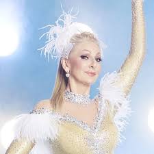 Dass die unterhaltungskünstlerin einen sohn hat, ist den wenigsten bekannt. Desiree Nick Sie Zeigt Ihren Hubschen Sohn Auf Instagram Gala De