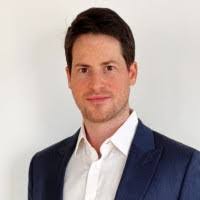 Robin Deutsch's Instagram, Twitter & Facebook