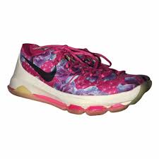 The aunt pearl series is typically placed on his new silhouettes and is blessed with a plethora of pink tones. Nike Kevin Durant Aunt Pearl Kay Yow Cancer Sneakers 7