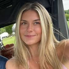 Eva MacDonough and Luke Restivo's Wedding Website