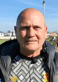 Eduardo Pinto: "Desde que comencé a estudiar me propuse ser uno de los  mejores entrenadores de Chile