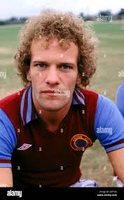 Andy gray villa hi-res stock photography and images