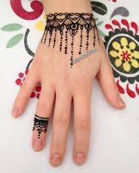 Kina Henna Mehndi Kinagecesi Tattoo Hennatattoo Mehendi Hintkinasi Kinagecesi Kinaorganizasyon Organizasyon El Kina Kina Dovmeler Kina Tasarimlari